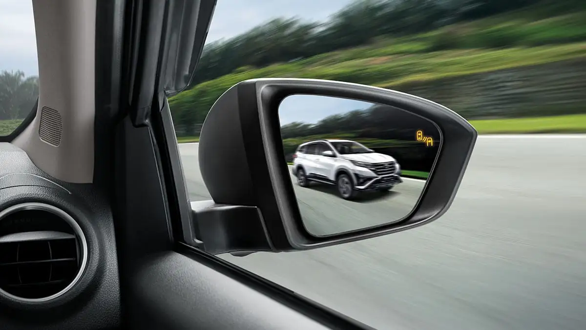 Side mirror of Toyota Rush is equipped Blind Spot Monitor (BSM) & Rear Cross Traffic Alert (RCTA)