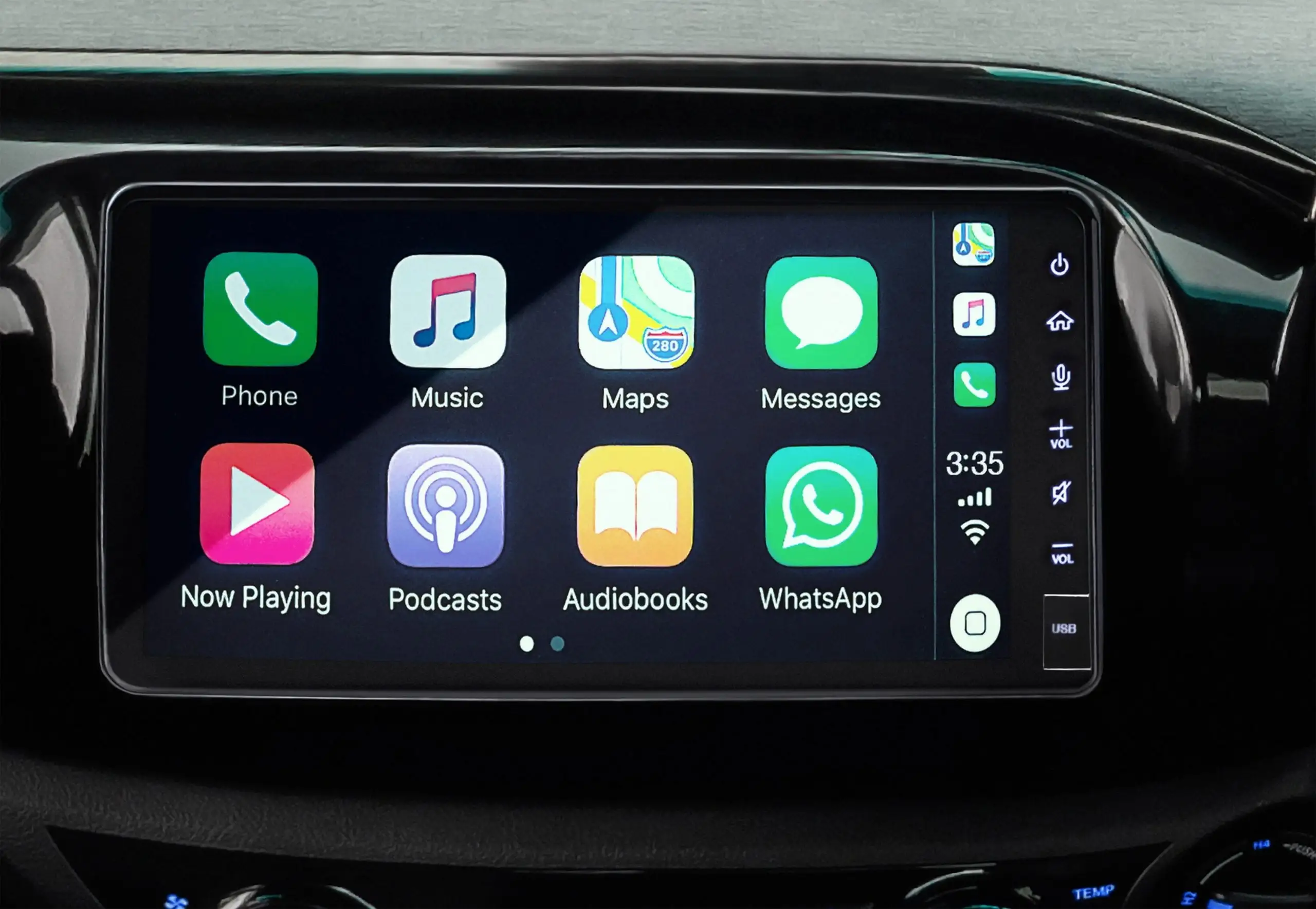 Toyota Hilux with 9" Display Audio with Apple CarPlay & Android Auto™ Wireless Connectivity*