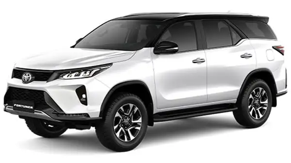 Toyota Fortuner in Super White II with black roof model