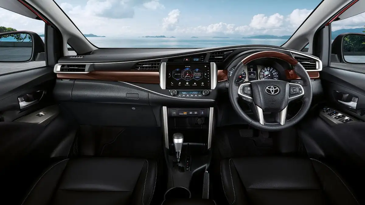 Toyota Innova dashboard Instrument Panel With Luxurious Wooden Trim