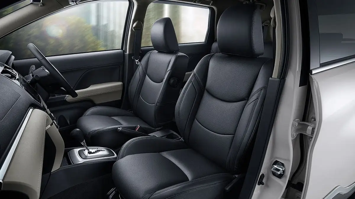 Toyota Rush premium leather seats with ergonomic design for enhanced comfort