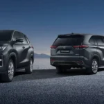 Front and rear view of Toyota Innova Zenix models showcasing complete design range and styling options