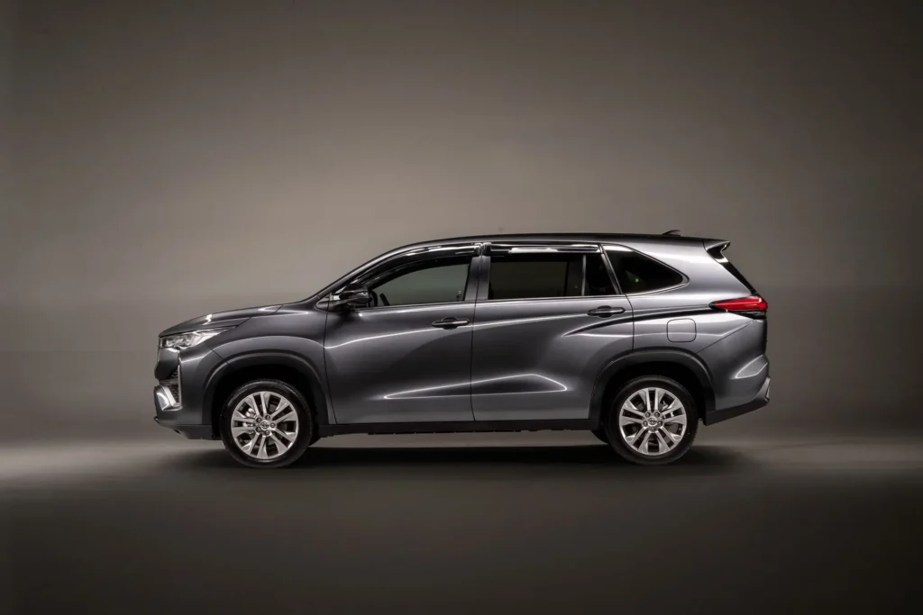 Toyota Innova Zenix side view showcasing elegant body lines and modern crossover architecture